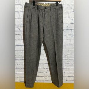 Banana Republic Wool Blend Herringbone Vintage Straight Dress Pants, Size 33x34